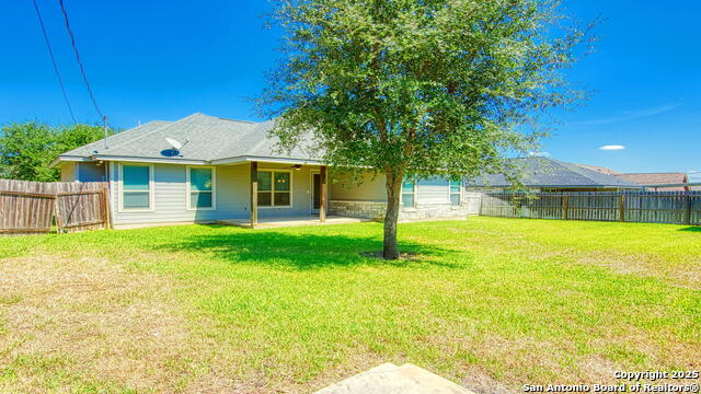 Image 47 of 48 For 108 Parkcrest