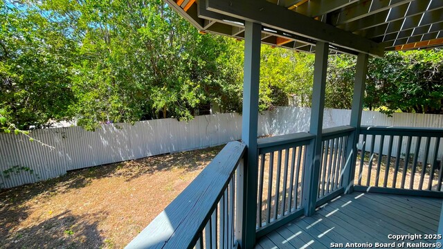 Image 21 of 43 For 319 Pine N