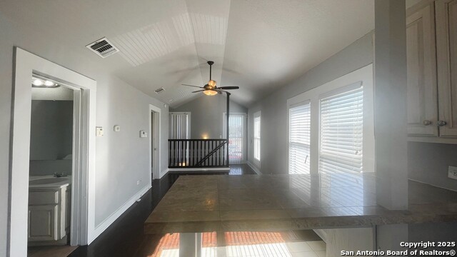 Image 32 of 43 For 319 Pine N