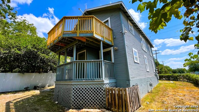 Image 34 of 43 For 319 Pine N