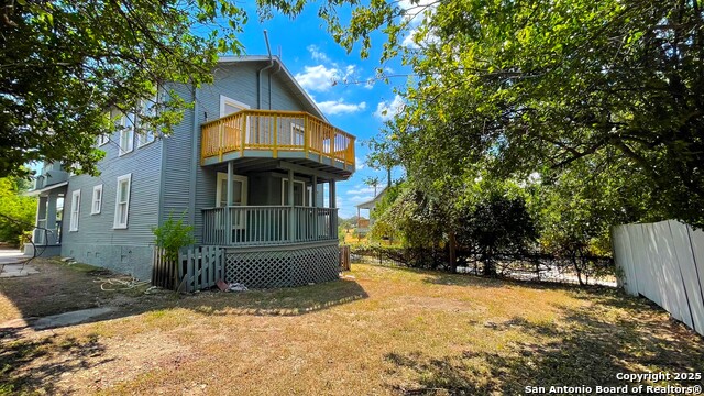 Image 37 of 43 For 319 Pine N