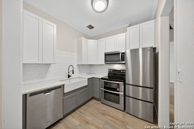 Image 12 of 32 For 7711 Broadway Street Unit 8b  8b