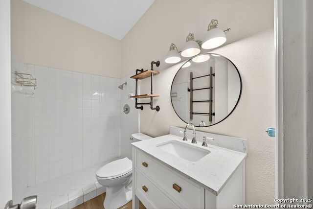 Image 22 of 32 For 7711 Broadway Street Unit 8b  8b