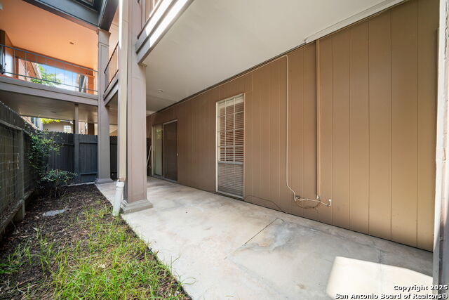 Image 24 of 32 For 7711 Broadway Street Unit 8b  8b