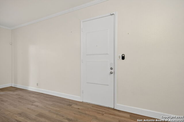 Image 7 of 32 For 7711 Broadway Street Unit 8b  8b