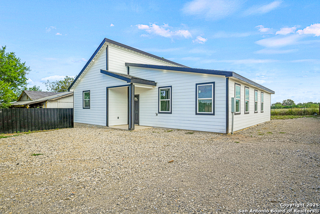 Details for 4237 Butterfly, Von Ormy, TX 78073