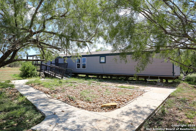 Details for 200 County Road 2662, Devine, TX 78016