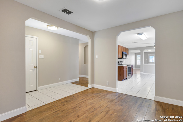 Image 3 of 37 For 12627 Mexican Plum