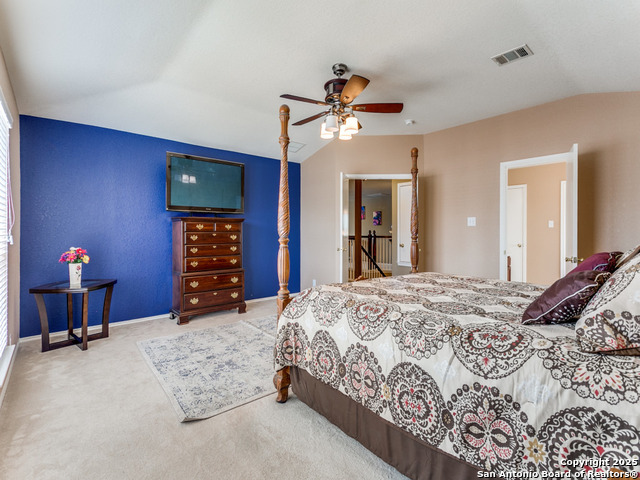 Listing photo id 18 for 10702 Diamond Rock
