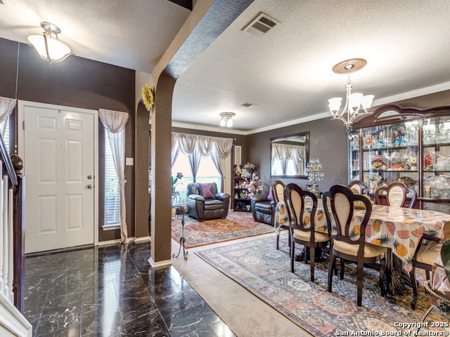 Listing photo id 1 for 10702 Diamond Rock