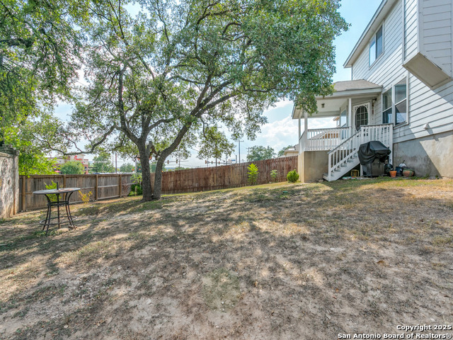 Listing photo id 32 for 10702 Diamond Rock