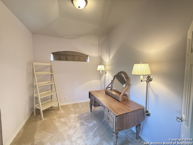 Image 23 of 36 For 1242 Tweed Willow