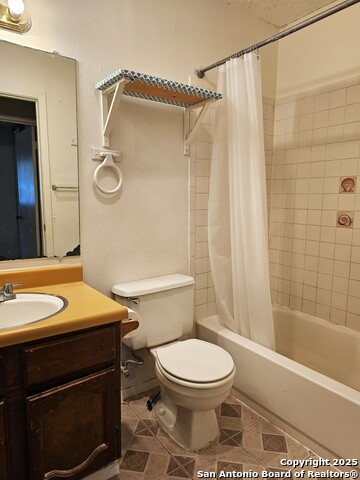 Image 3 of 11 For 5906 Lubbers Way