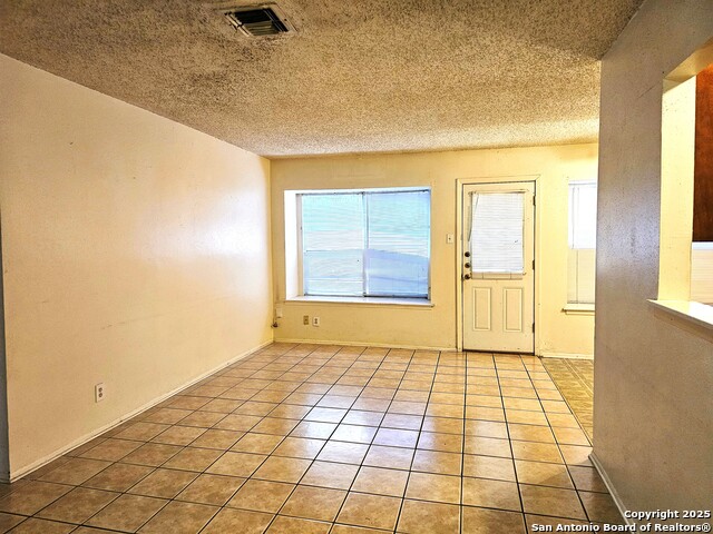 Image 9 of 11 For 5906 Lubbers Way