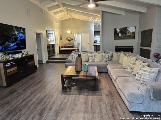 Image 9 of 30 For 8715 Post Oak