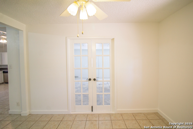 Image 7 of 20 For 33 Encino Loma