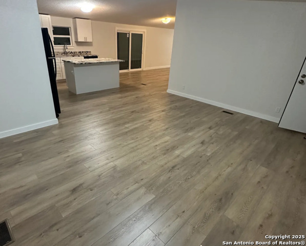 Image 4 of 15 For 1284 Glenn