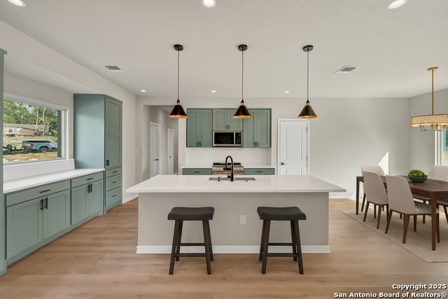 Image 12 of 46 For 23048 Hilltop Peaks