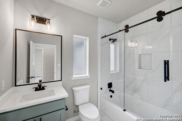 Image 33 of 46 For 23048 Hilltop Peaks