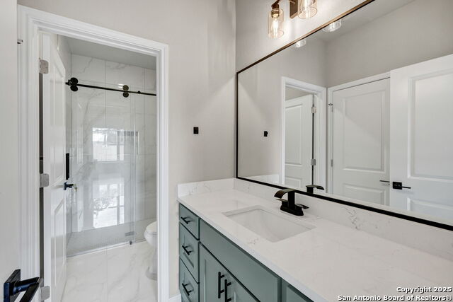 Image 39 of 46 For 23048 Hilltop Peaks