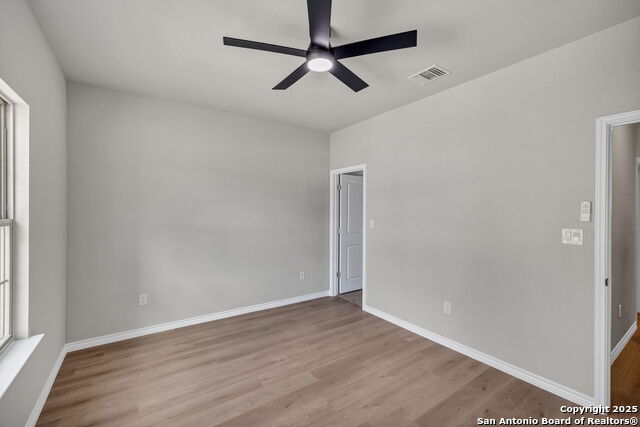 Image 42 of 46 For 23048 Hilltop Peaks