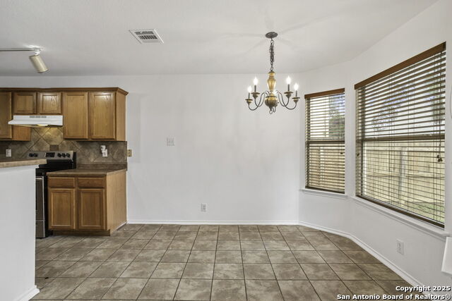 Image 10 of 28 For 732 Caravel  