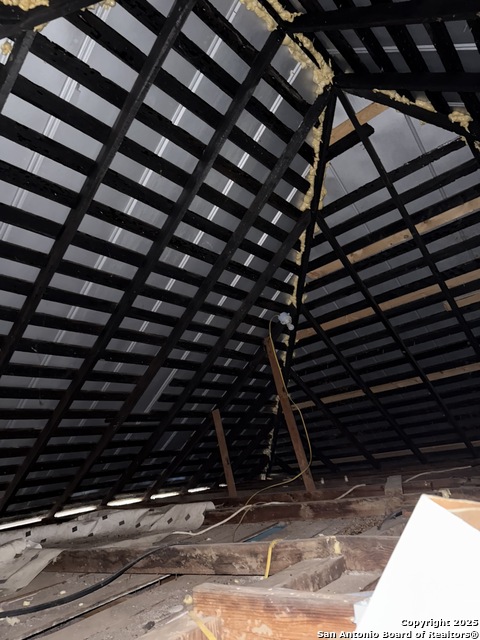 Listing photo id 8 for 132 Wheeler  