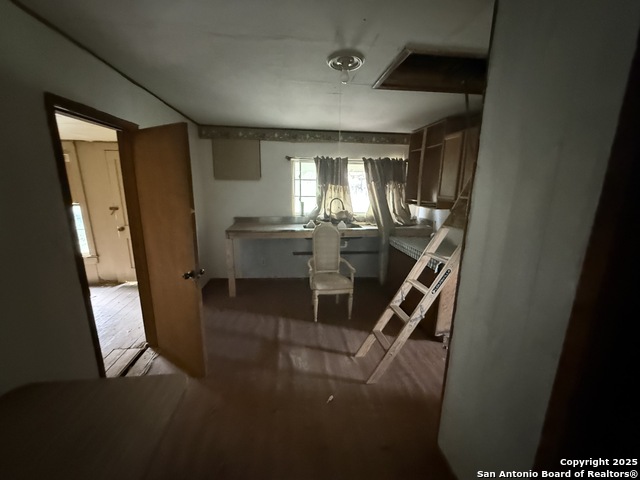 Listing photo id 6 for 132 Wheeler  