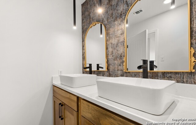 Image 18 of 20 For 3815 W Songbird Ln