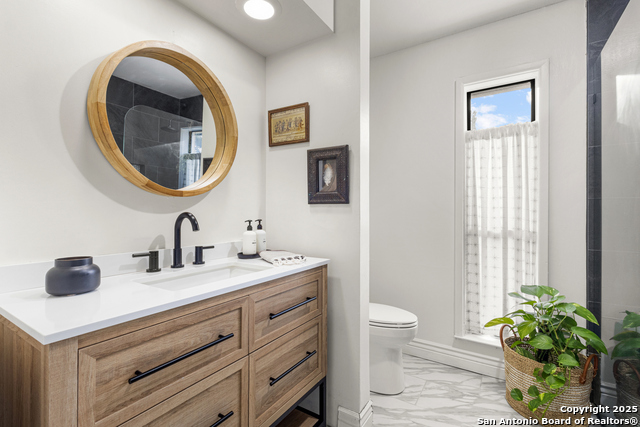 Listing photo id 18 for 8433 Oak Thicket