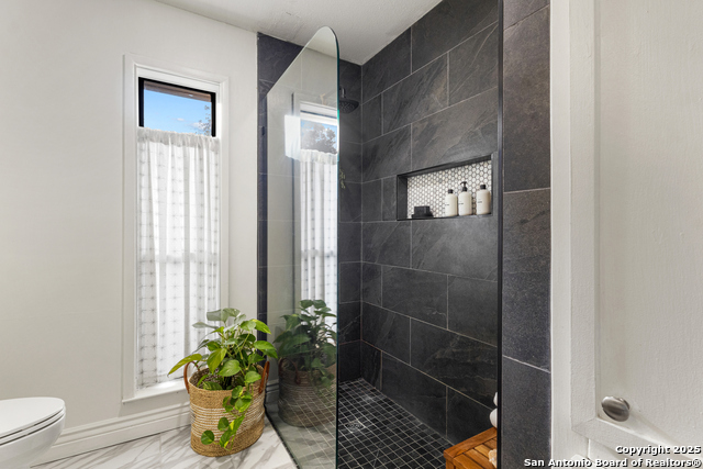 Listing photo id 19 for 8433 Oak Thicket