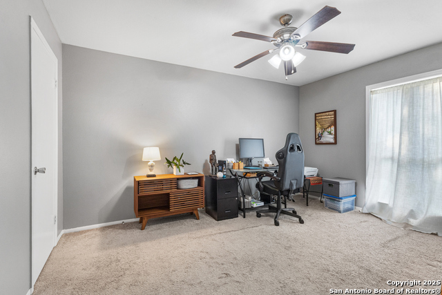Listing photo id 21 for 8433 Oak Thicket
