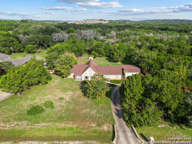 Listing photo id 28 for 8433 Oak Thicket