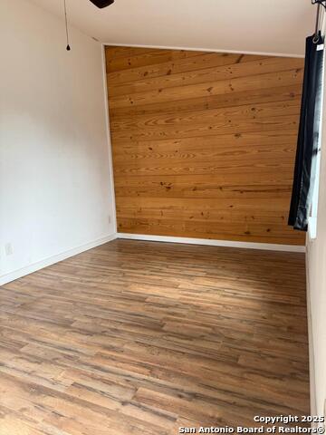 Image 4 of 10 For 2419 Presa Street S 102
