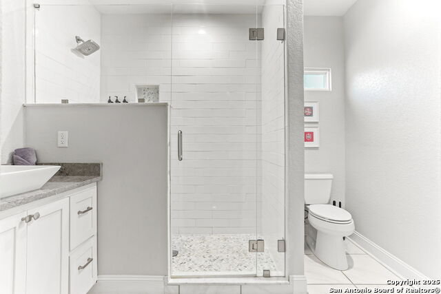 Image 15 of 36 For 335 Helena St