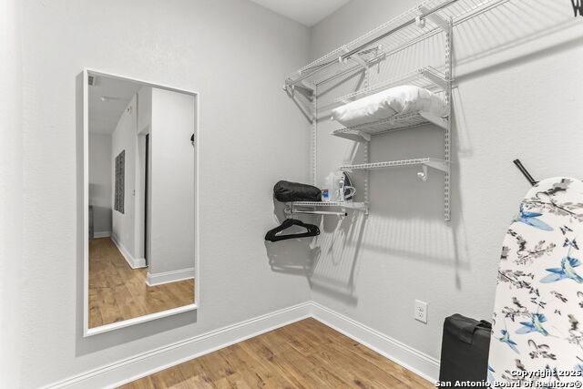 Image 16 of 36 For 335 Helena St