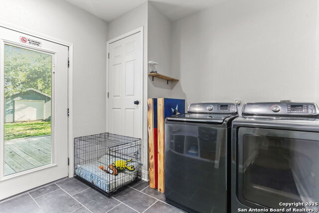 Image 20 of 36 For 335 Helena St