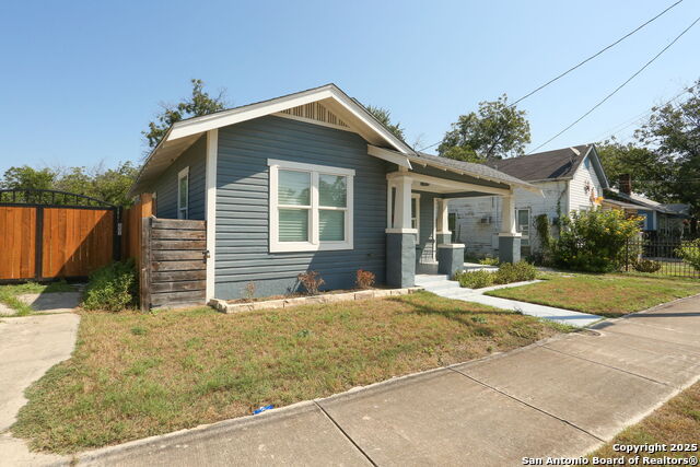 Image 3 of 36 For 335 Helena St