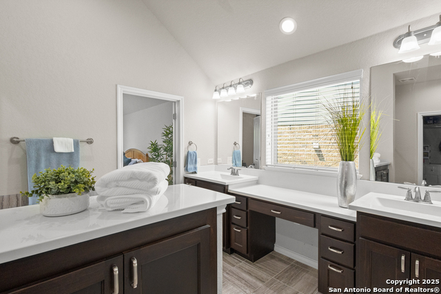 Image 24 of 42 For 125 Cimarron Creek