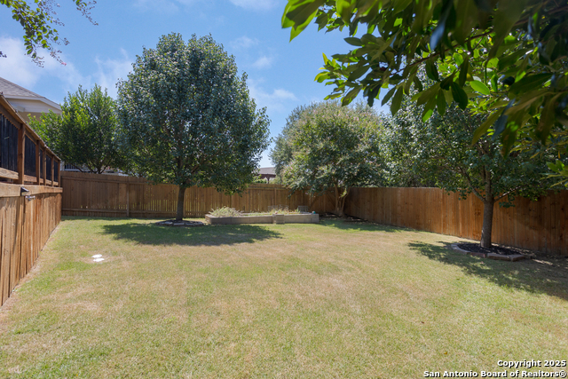 Image 34 of 42 For 125 Cimarron Creek