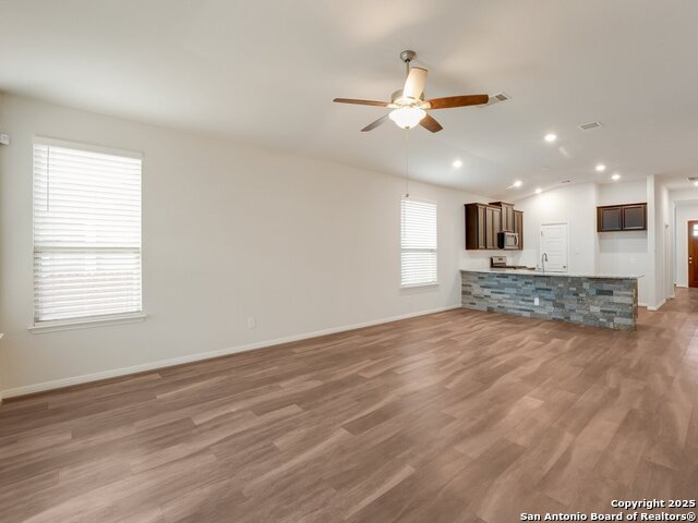 Image 8 of 18 For 4926 Drifter Oaks
