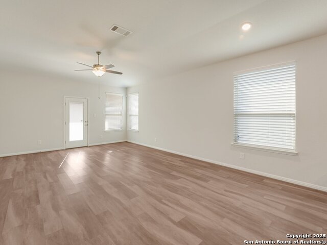 Image 9 of 18 For 4926 Drifter Oaks