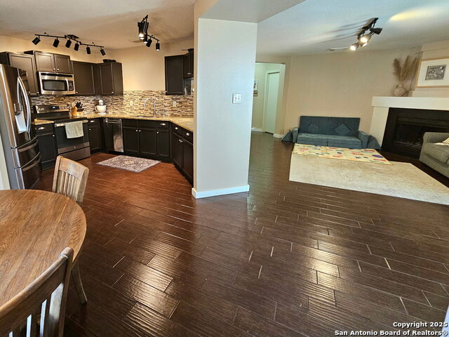 Image 12 of 22 For 6323 Regency Ct