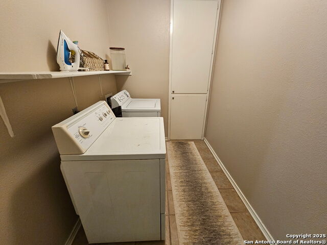 Image 16 of 22 For 6323 Regency Ct