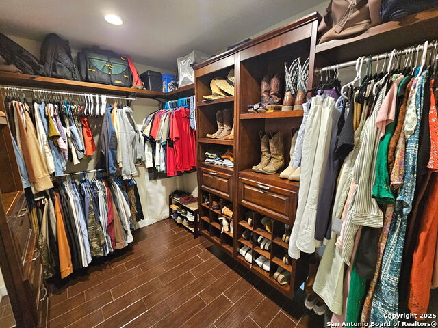 Image 6 of 22 For 6323 Regency Ct