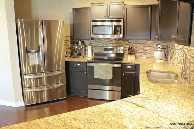 Image 8 of 22 For 6323 Regency Ct