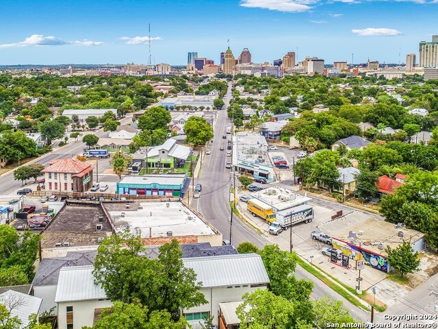 Image 11 of 25 For 1226 Presa St S 105