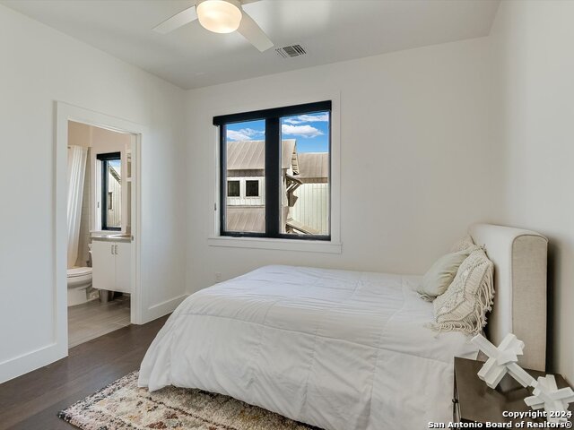 Image 17 of 25 For 1226 Presa St S 105