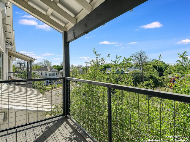 Image 19 of 25 For 1226 Presa St S 105