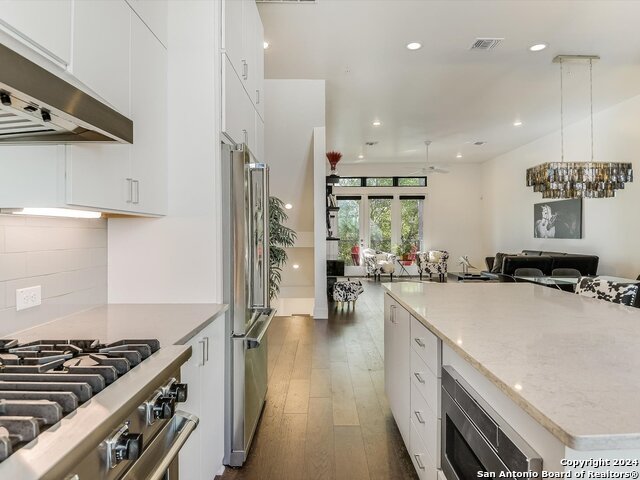 Image 3 of 25 For 1226 Presa St S 105